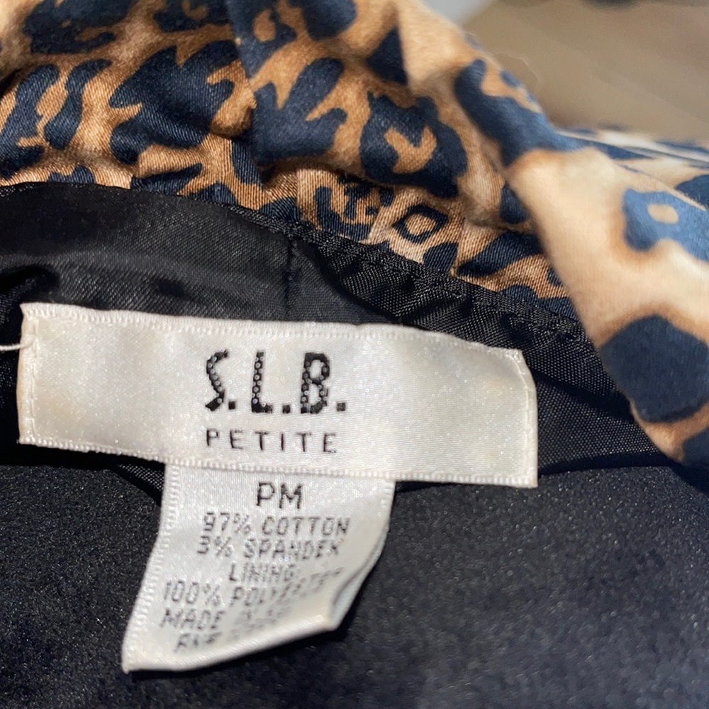 Taylored jacket - Picture 3 of 3